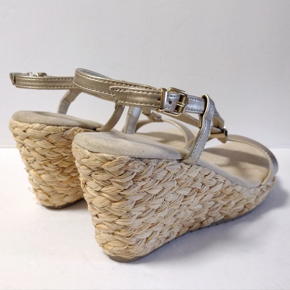 Anne Klein Women's Wanessa Wedge Platform Slingback Sandals Gold Size 11